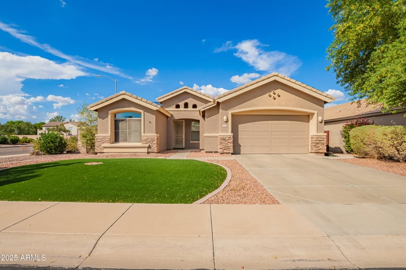 14450 Evans Dr, Surprise, AZ 85379