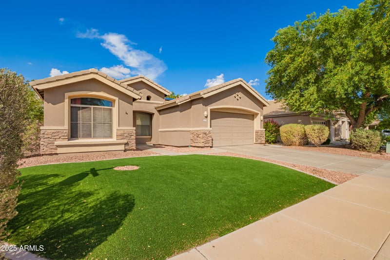 14450 Evans Dr, Surprise, AZ 85379