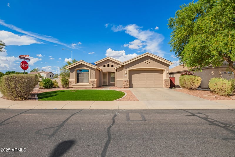 14450 Evans Dr, Surprise, AZ 85379