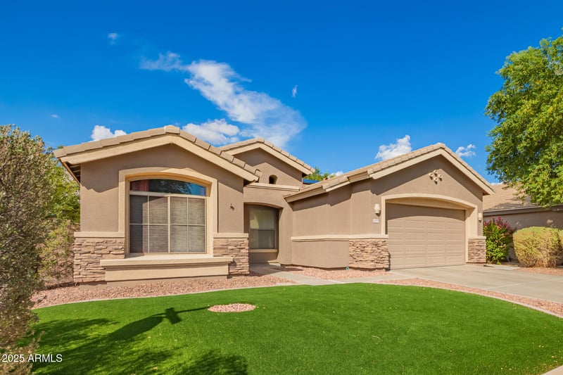 14450 Evans Dr, Surprise, AZ 85379