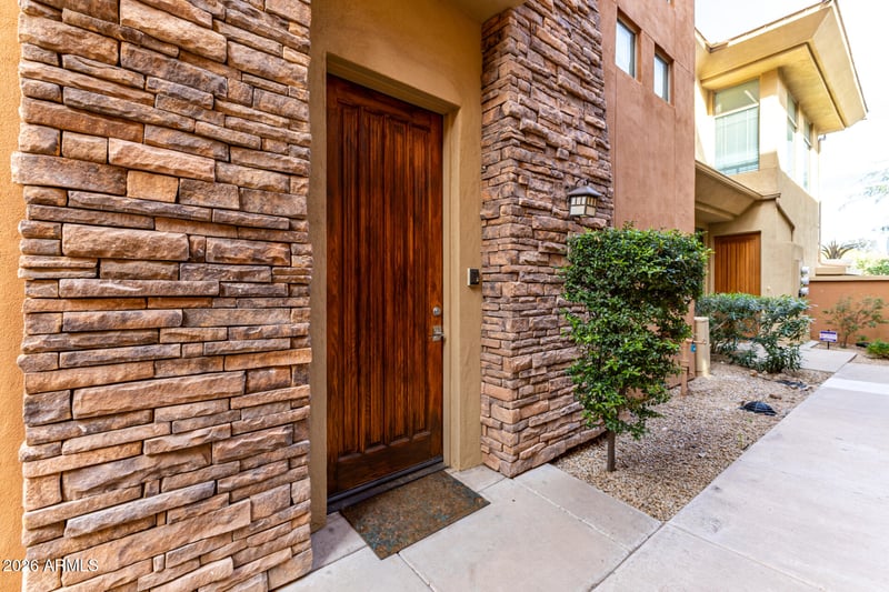 14450 Thompson Peak Pw #215, Scottsdale, AZ 85260