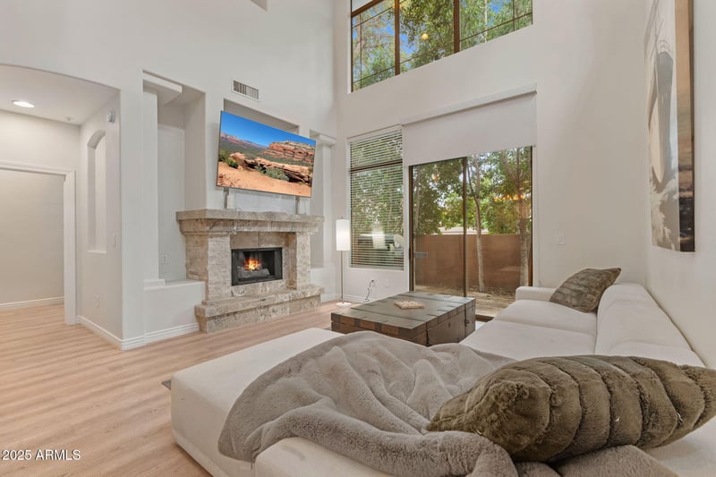 14450 Thompson Peak Pw #110, Scottsdale, AZ 85260