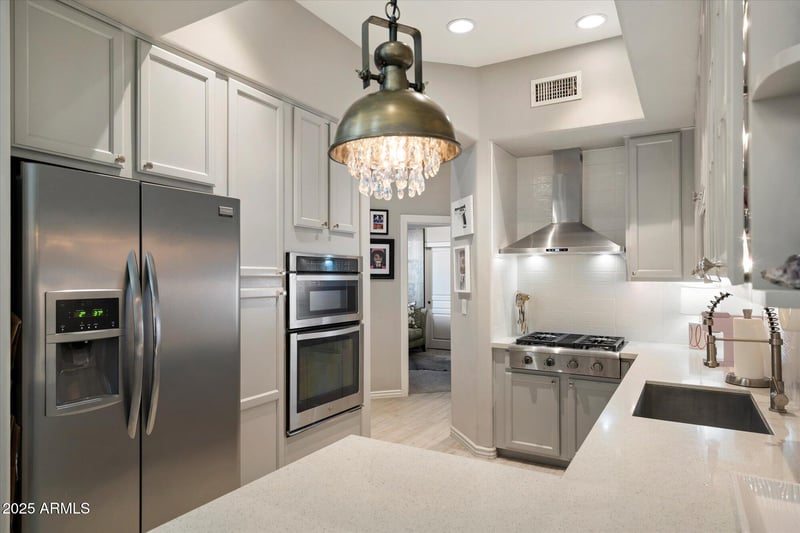 14450 Thompson Peak Pw #125, Scottsdale, AZ 85260