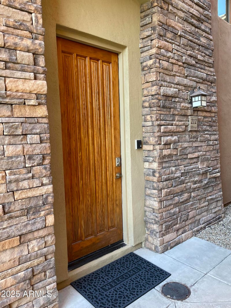 14450 Thompson Peak Pw #212, Scottsdale, AZ 85260