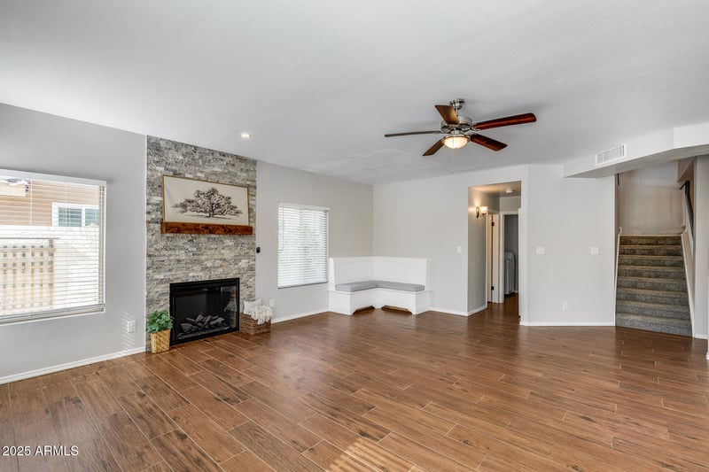 14452 40th St, Phoenix, AZ 85044