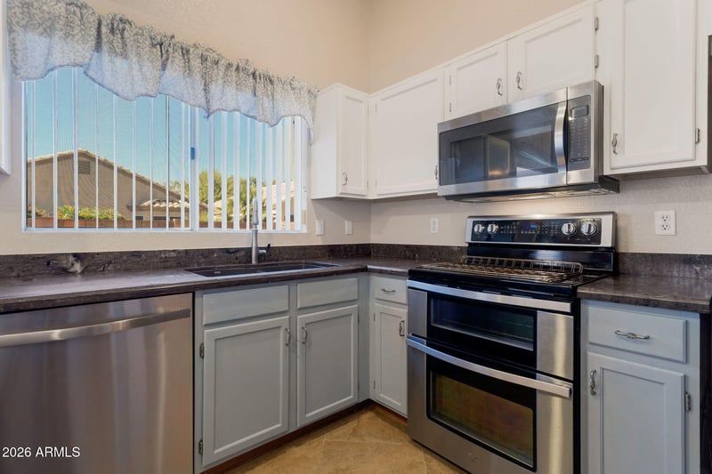 14457 W Buffalo Trl, Surprise, AZ 85374