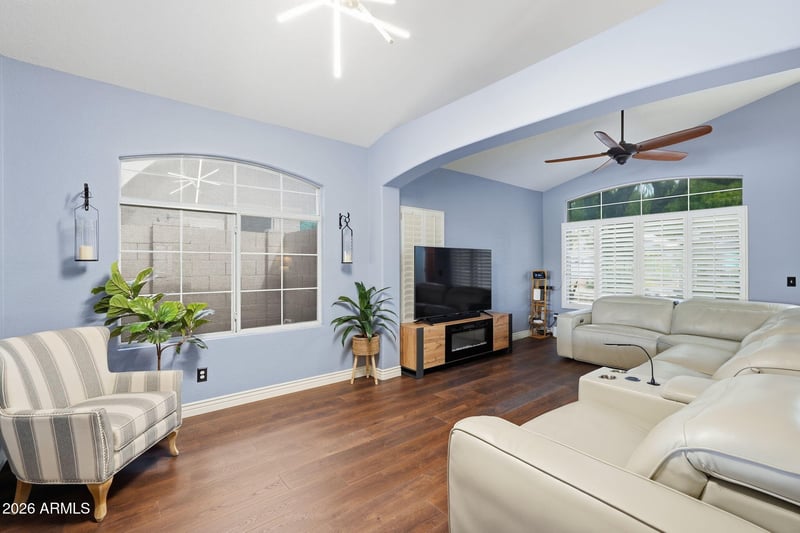 1446 E Nighthawk Way, Phoenix, AZ 85048