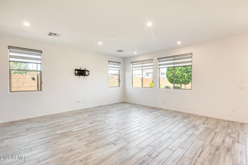 14460 Faye Way, Surprise, AZ 85387
