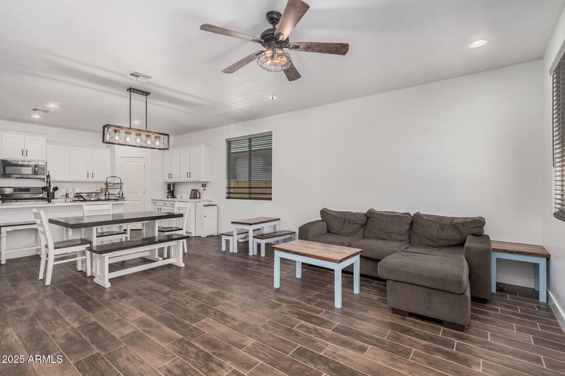 14469 Honeysuckle Dr, Surprise, AZ 85387