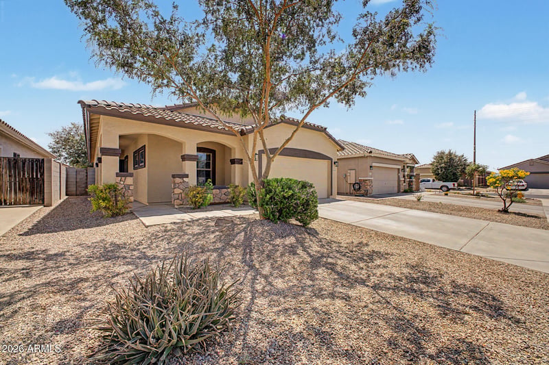 1447 Brangus Way, San Tan Valley, AZ 85143