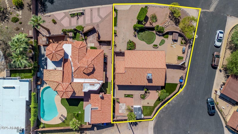 1448 Royal Palm Rd, Phoenix, AZ 85020