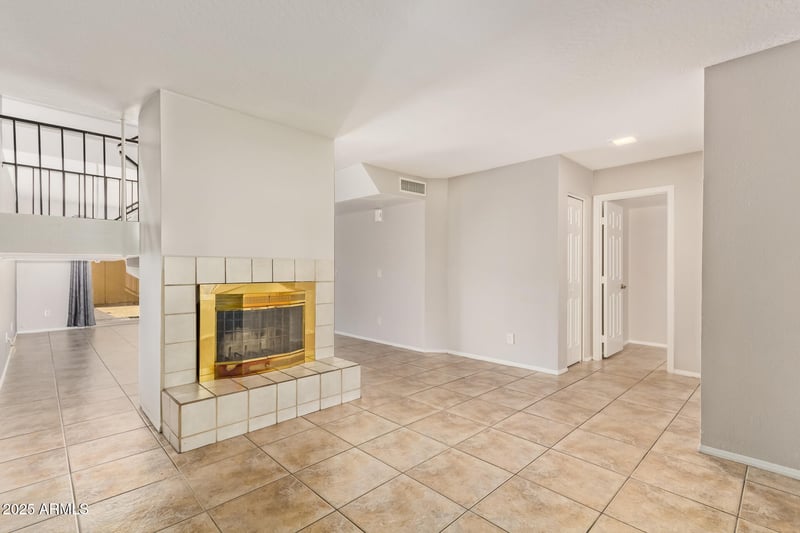 14483 57th Dr, Glendale, AZ 85306