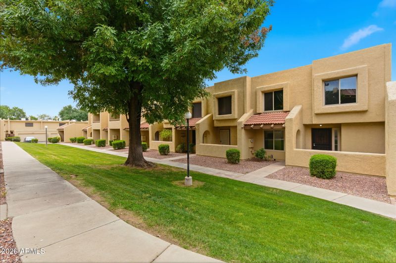 14487 N 57th Dr, Glendale, AZ 85306