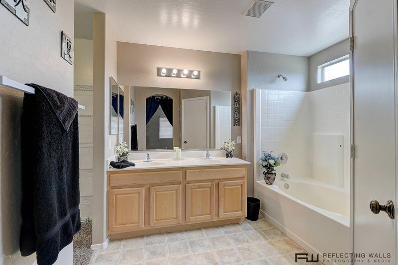 1449 S 230th Dr, Buckeye, AZ 85326