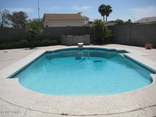 1449 W Behrend Dr, Phoenix, AZ 85027