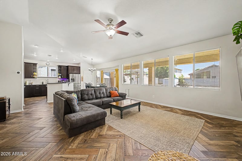 14491 135th Dr, Surprise, AZ 85379