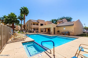 145 74th St #122, Mesa, AZ 85207