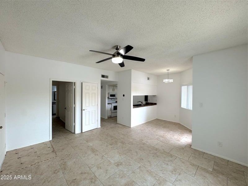 145 74th St #248, Mesa, AZ 85207