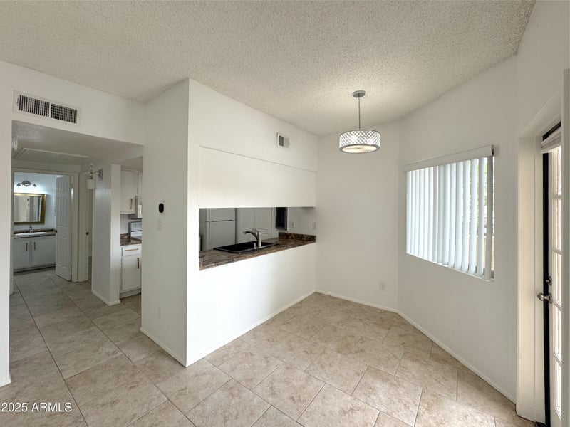 145 74th St #248, Mesa, AZ 85207