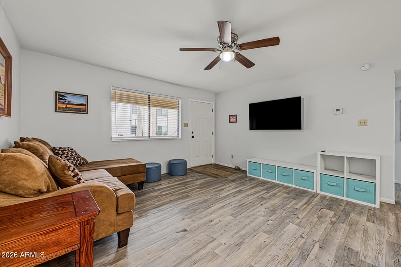 145 N 74th St #142, Mesa, AZ 85207