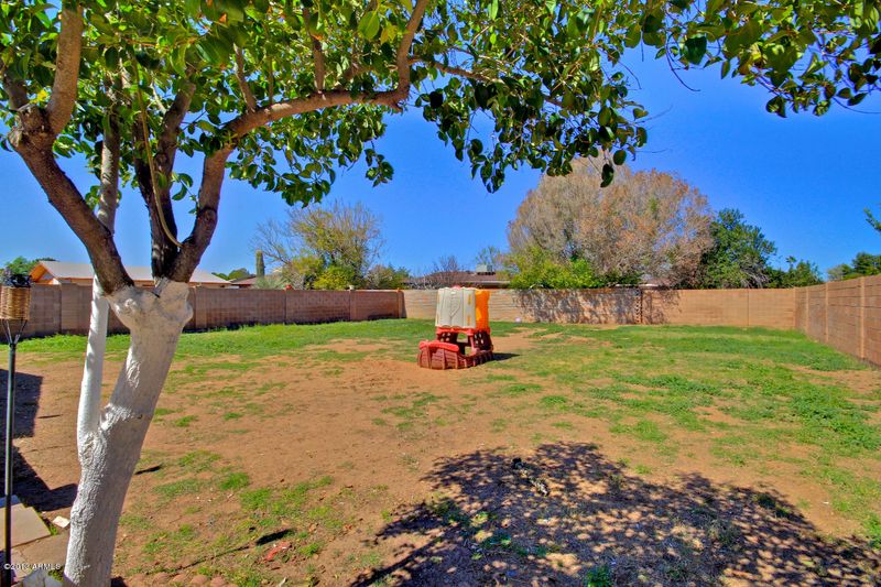 1450 E Flossmoor Ave, Mesa, AZ 85204