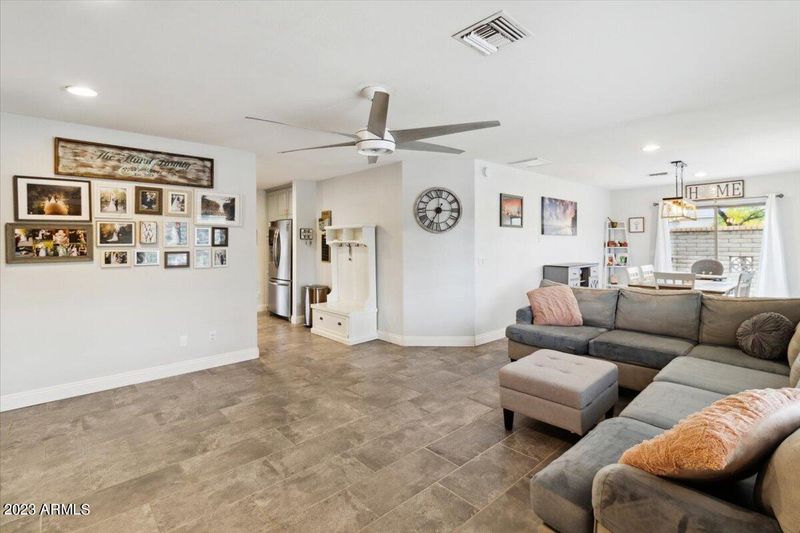1450 E Griswold Rd, Phoenix, AZ 85020