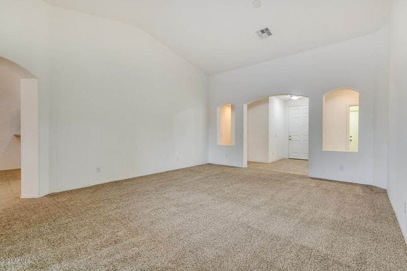 1450 E Strawberry Dr, Gilbert, AZ 85298