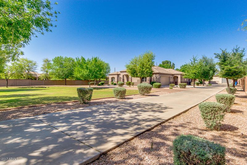 1450 N Nielson St, Gilbert, AZ 85234