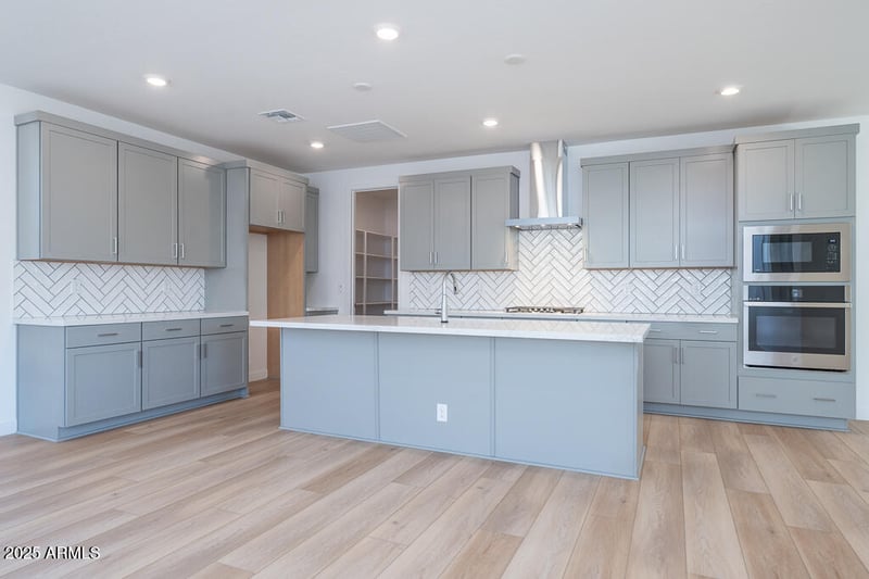 1450 Prescott St, Gilbert, AZ 85298