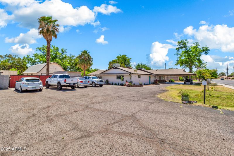 1451 E Brown Rd, Mesa, AZ 85203
