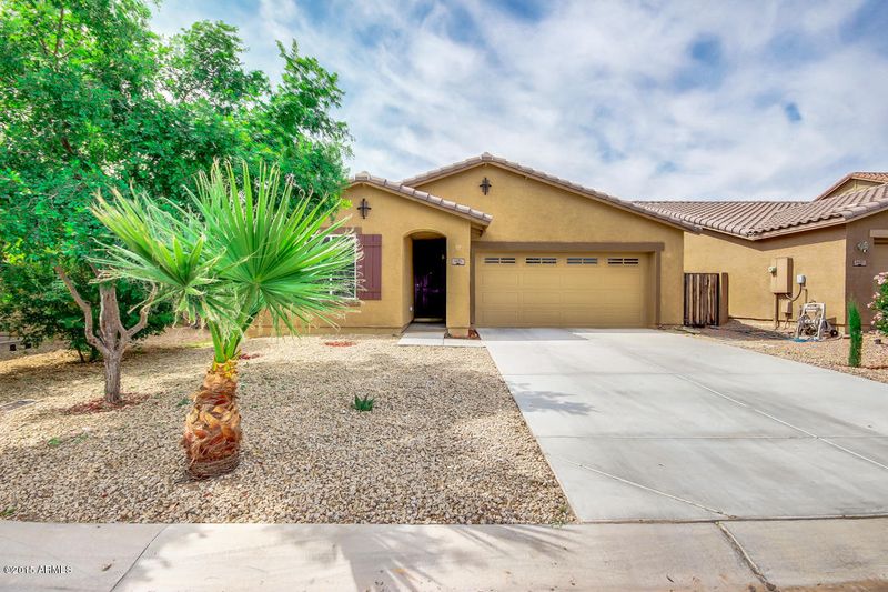 1451 E Lakeview Dr, San Tan Valley, AZ 85143