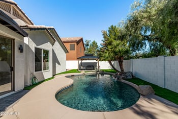 1451 La Arboleta Dr, Gilbert, AZ 85296