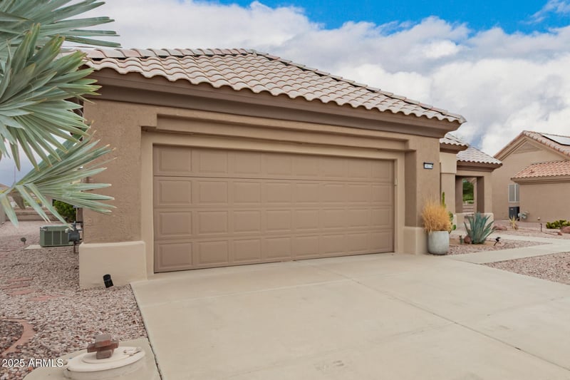 14514 Las Brizas Ln, Sun City West, AZ 85375