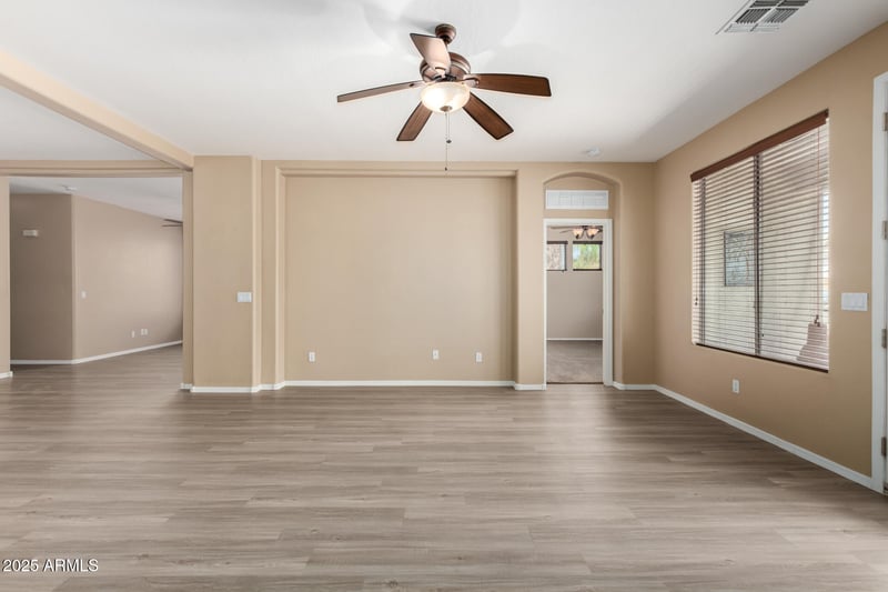 1452 Saragosa St, Chandler, AZ 85225
