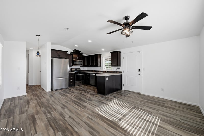 1452 W 4th Ave, Apache Junction, AZ 85120