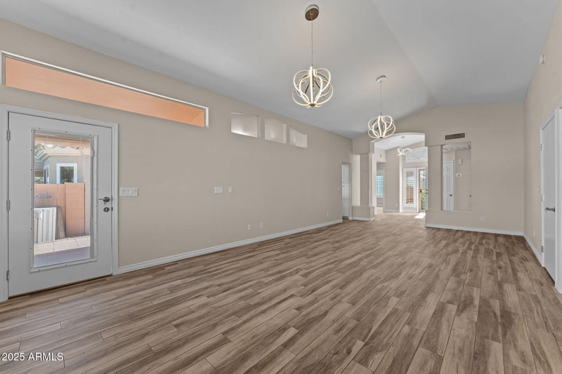 14524 Zuni Trl, Surprise, AZ 85374