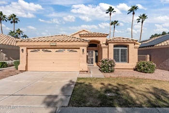 14524 Zuni Trl, Surprise, AZ 85374