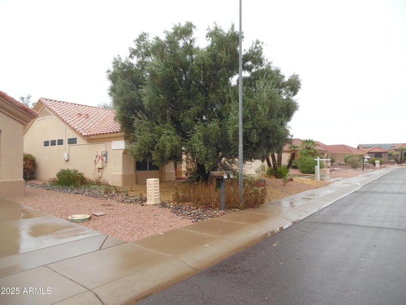 14525 Corral Dr, Sun City West, AZ 85375