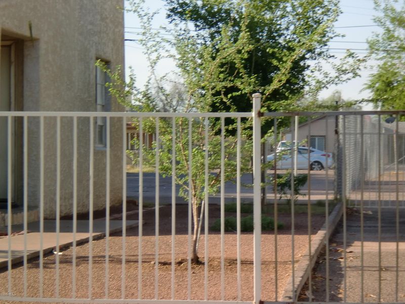 1453 E Fillmore St, Phoenix, AZ 85006