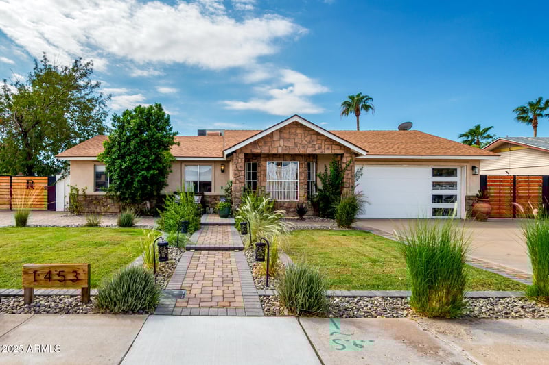 1453 Kramer St, Mesa, AZ 85203