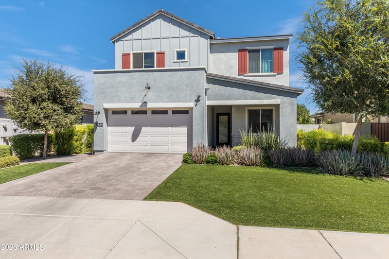 1454 E Rakestraw Ln, Gilbert, AZ 85298