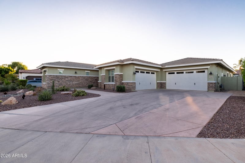 14542 Mountain View Dr, Litchfield Park, AZ 85340