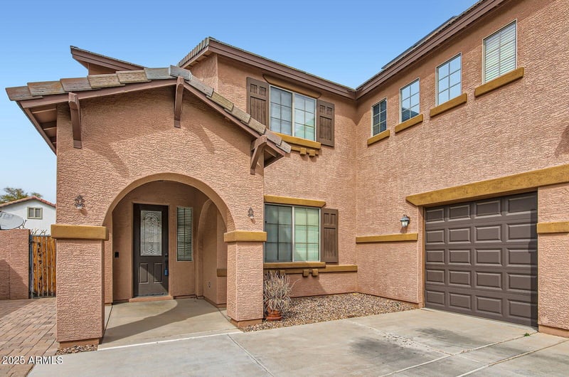 14544 Sierra St, Surprise, AZ 85379