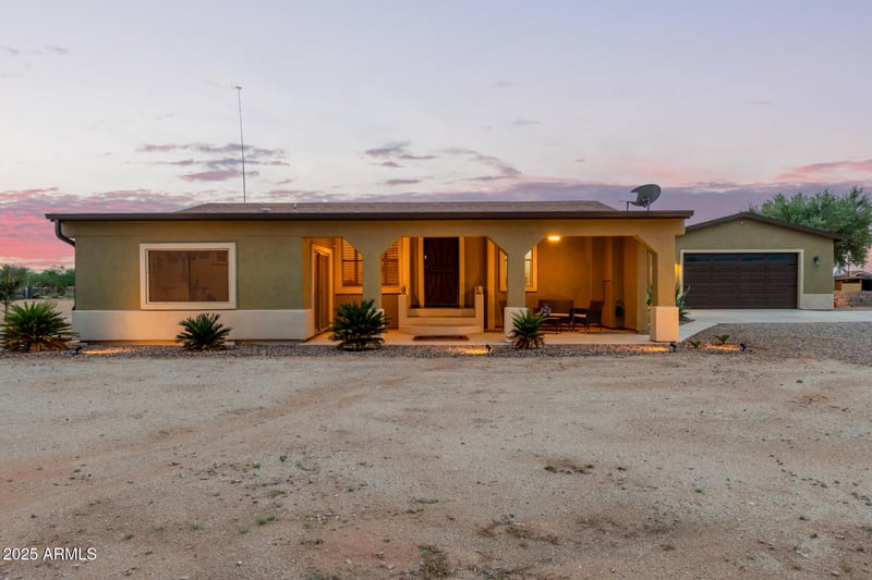 1455 Ivar Rd, San Tan Valley, AZ 85144