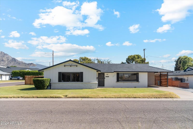 1455 Tuckey Ln, Phoenix, AZ 85014