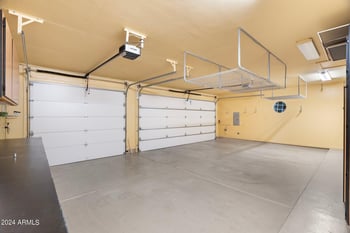 1455 W Caribbean Ln, Phoenix, AZ 85023