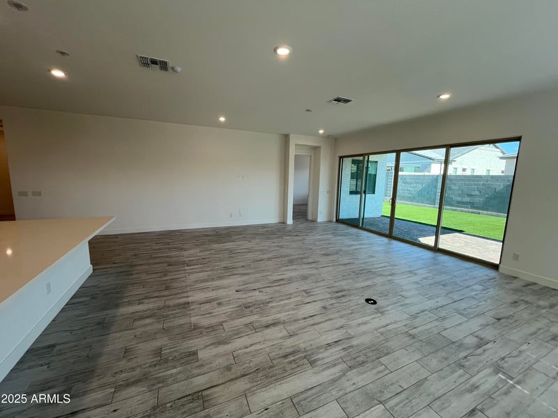 14560 Alexandria Way, Surprise, AZ 85379