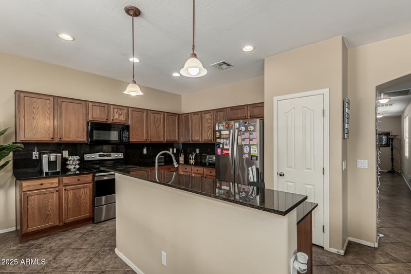 14564 Cameron Dr, Surprise, AZ 85379