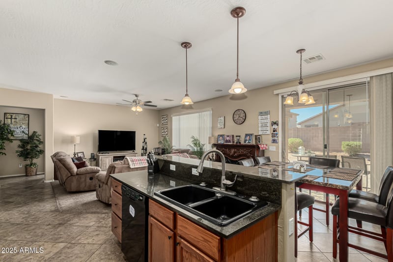 14564 Cameron Dr, Surprise, AZ 85379