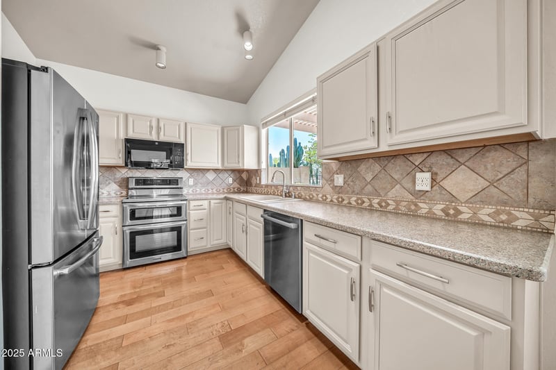 14566 90th Ln, Peoria, AZ 85381